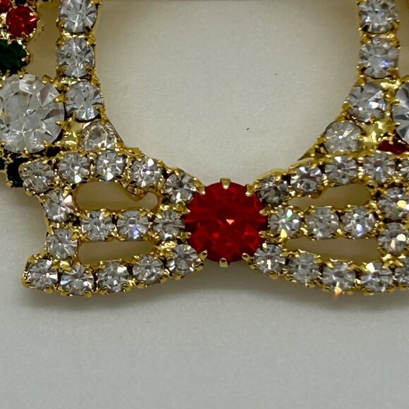 Vintage Lord & Taylor Christmas Wreath Brooch Gold-Tone Rhinestones Red Green Cl - Picture 11 of 16